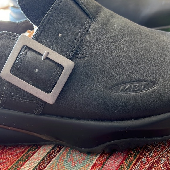 MBT Men\'s Black Leather recovery clog buckle Slip-On Shoes 42.5 msrp$300 main image 6